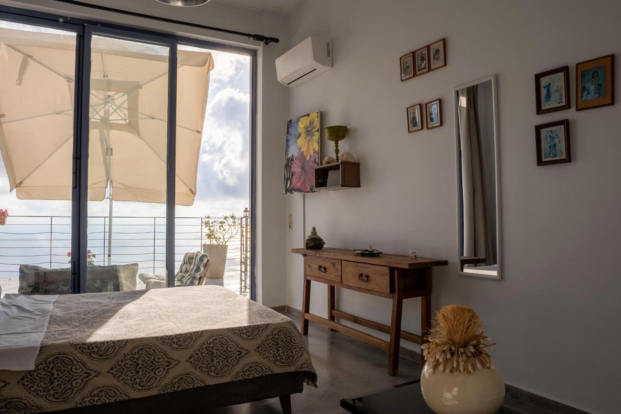 Serenity Boutique Suites อธานนิออน ภายนอก รูปภาพ