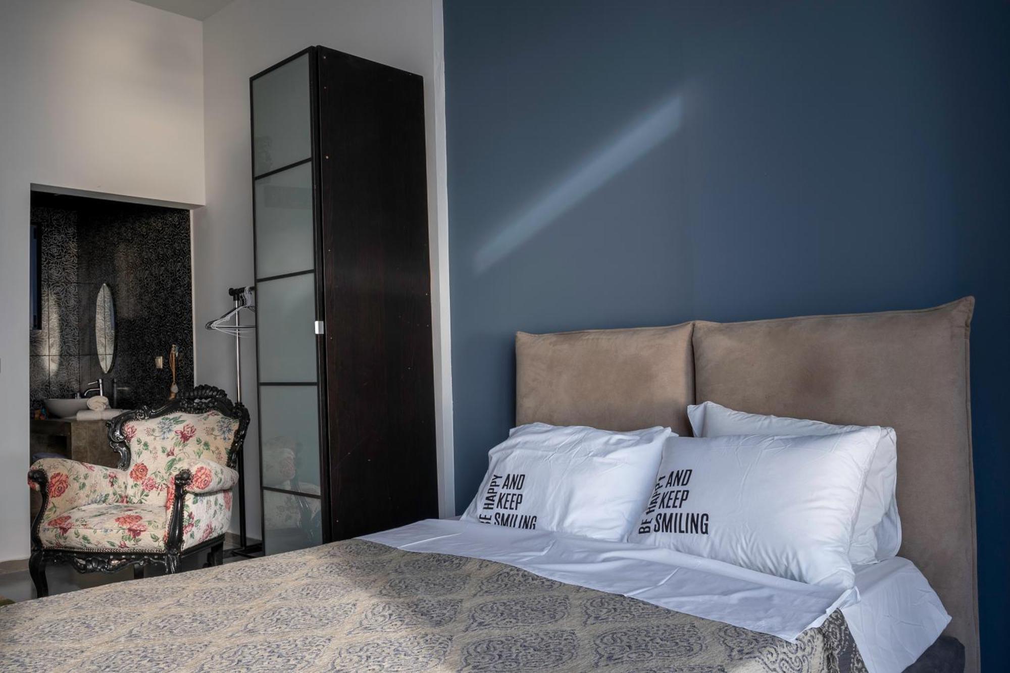 Serenity Boutique Suites อธานนิออน ภายนอก รูปภาพ